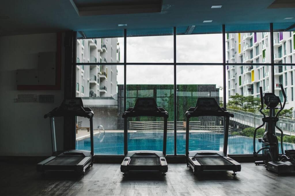 Jazz Suites 1 Vivacity Kuching Extérieur photo
